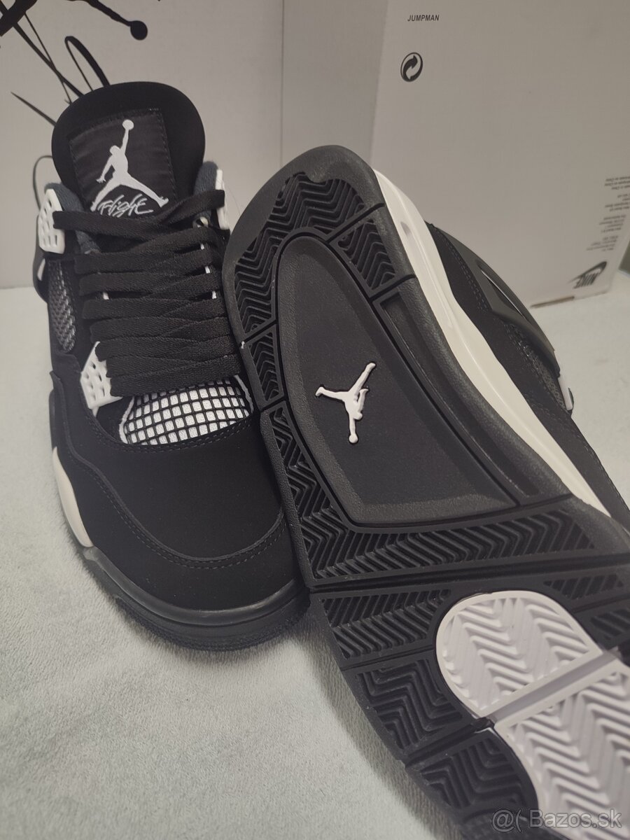 Air Jordan 4 Retro Thunder White - 6