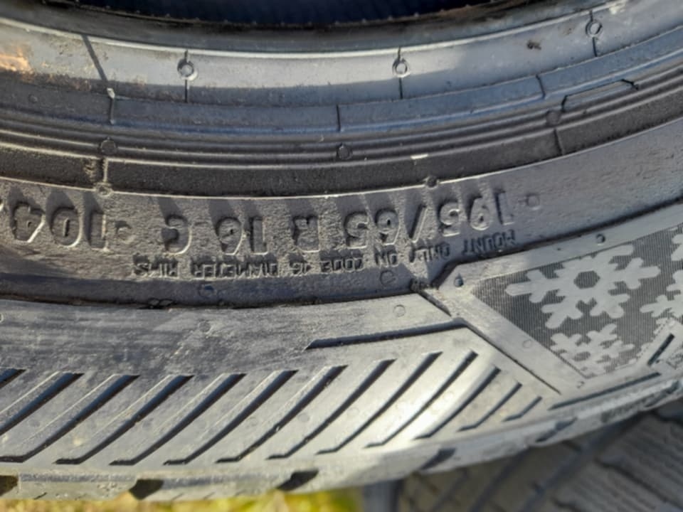 195/65r16c dot 2022 - 6