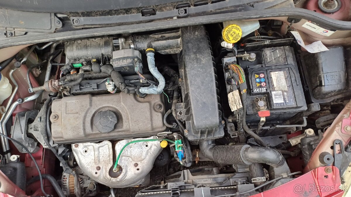 Citroën C3 1.1 i benzín - 6