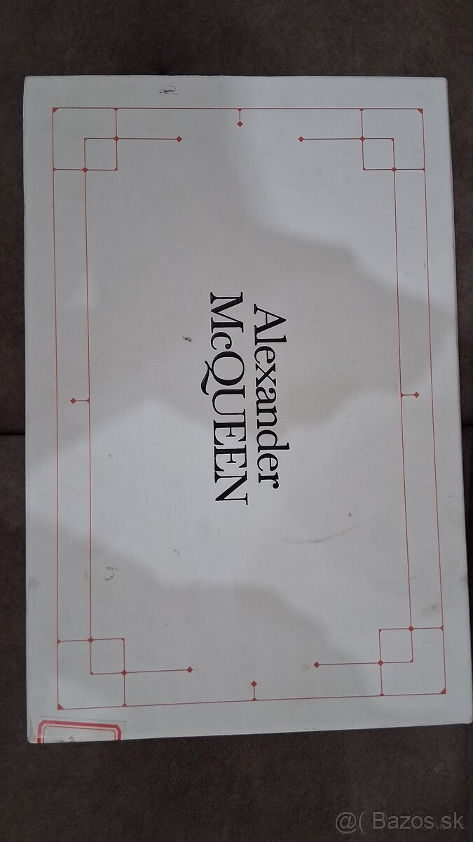 Alexander McQueen - 6