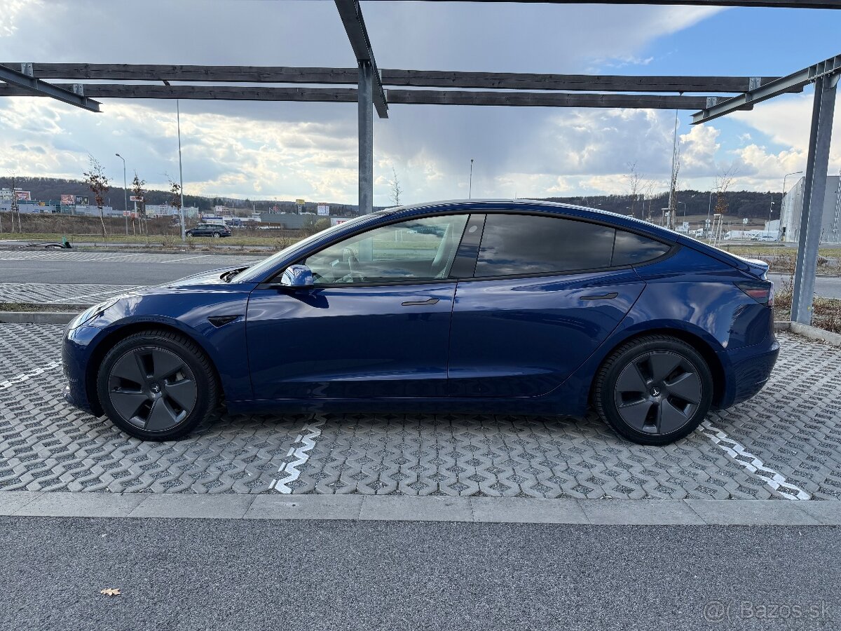 Tesla Model 3 SR+ - 6