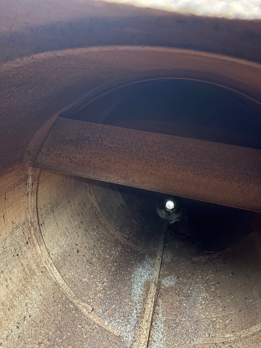 Cisterna Fekál 8300L - 6