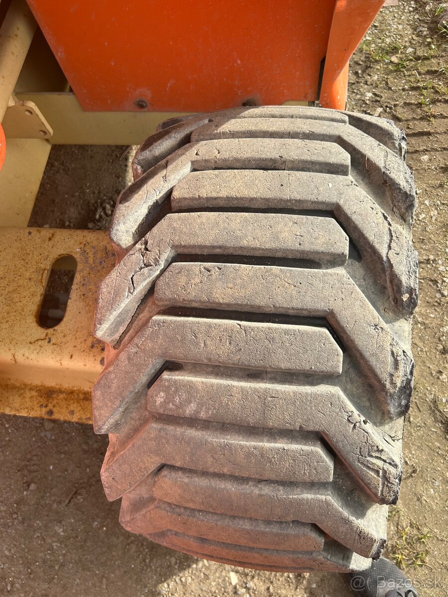 nožnicová plošina JLG 4394RT - 6