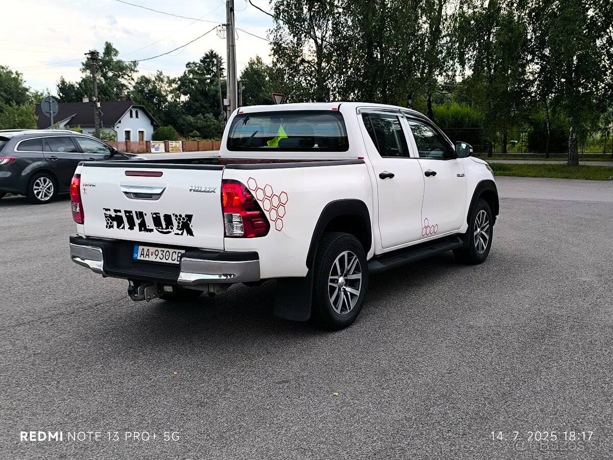Toyota Hilux 2.4D 110kw - 150HP.Manuál 6st.127xxx km - 6