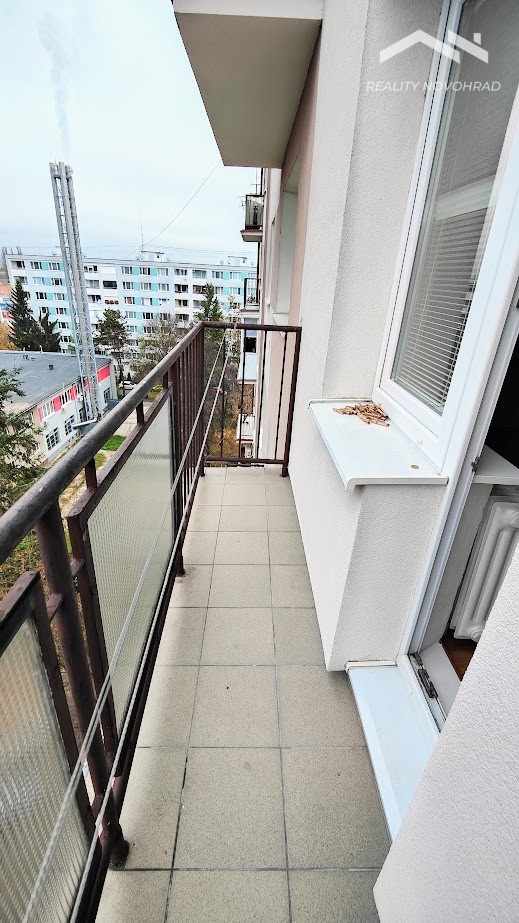 Štýlový 2-izb. byt s balkónom v absolútnom centre Lučenca - 6