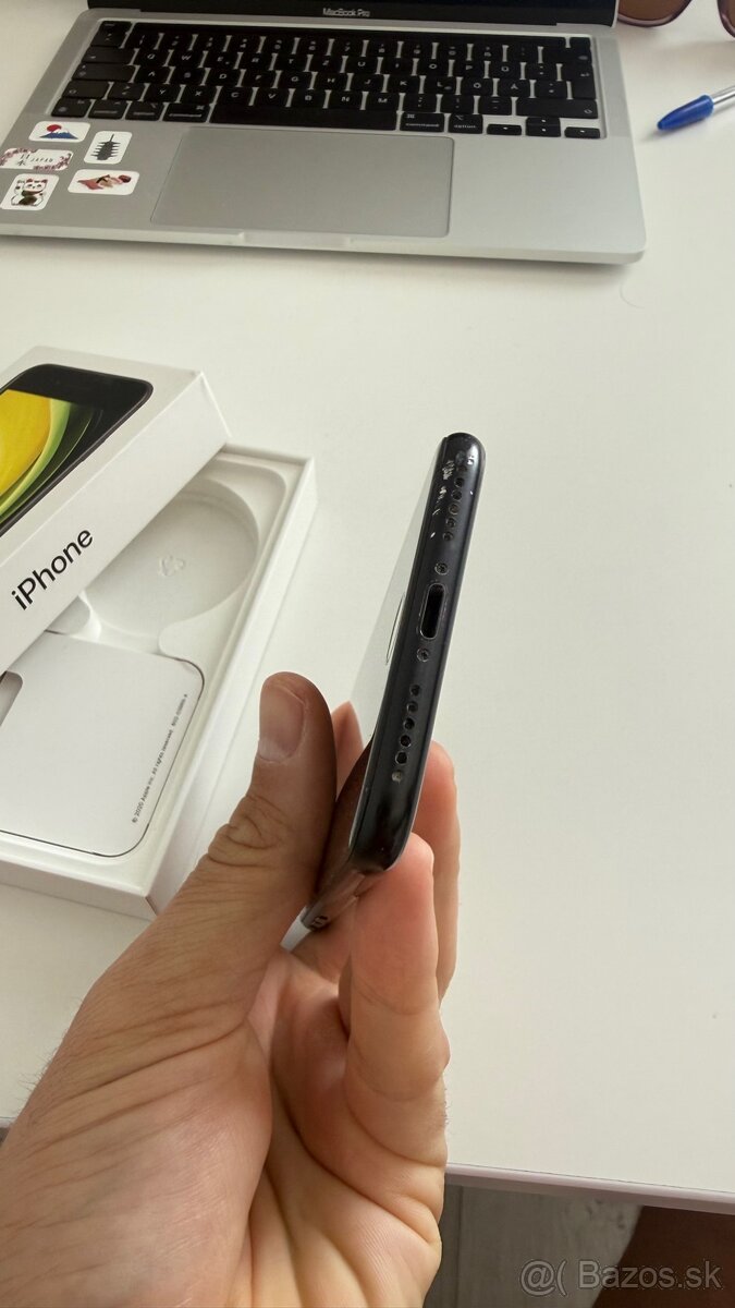 iPhone SE 2020, 64GB - 6