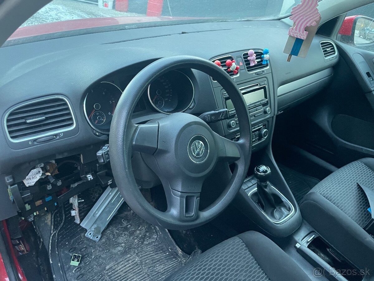 ROZPREDAM Volkswage Golf 6 1.6tdi - 6