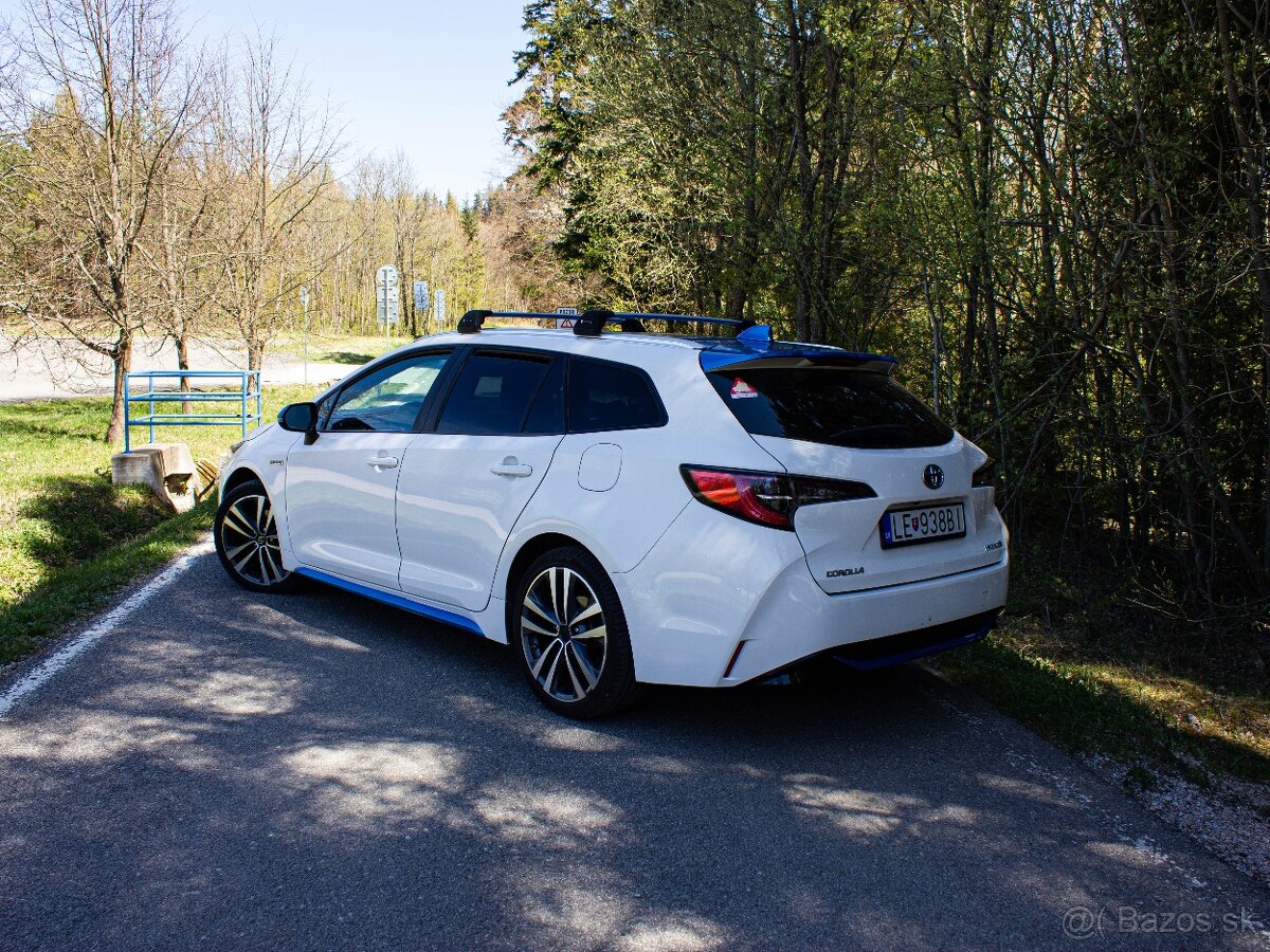Toyota Corolla 2.0 Hybrid 112kW - 6