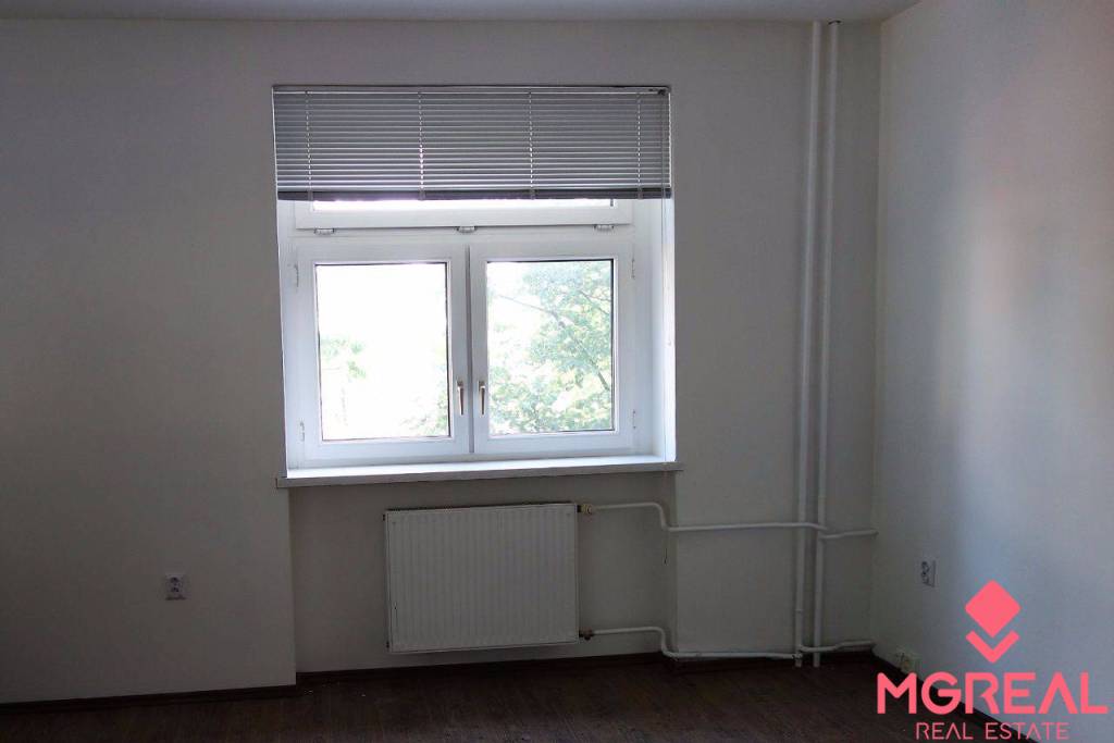 Dvojkancelária 57m2, v širšom centre Bratislavy, parkovanie, - 6