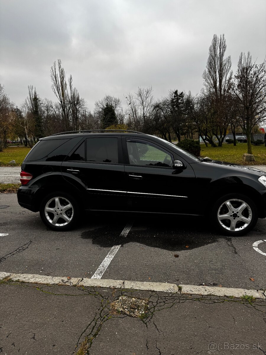 Mercedes-Benz ML320 W164 - 6