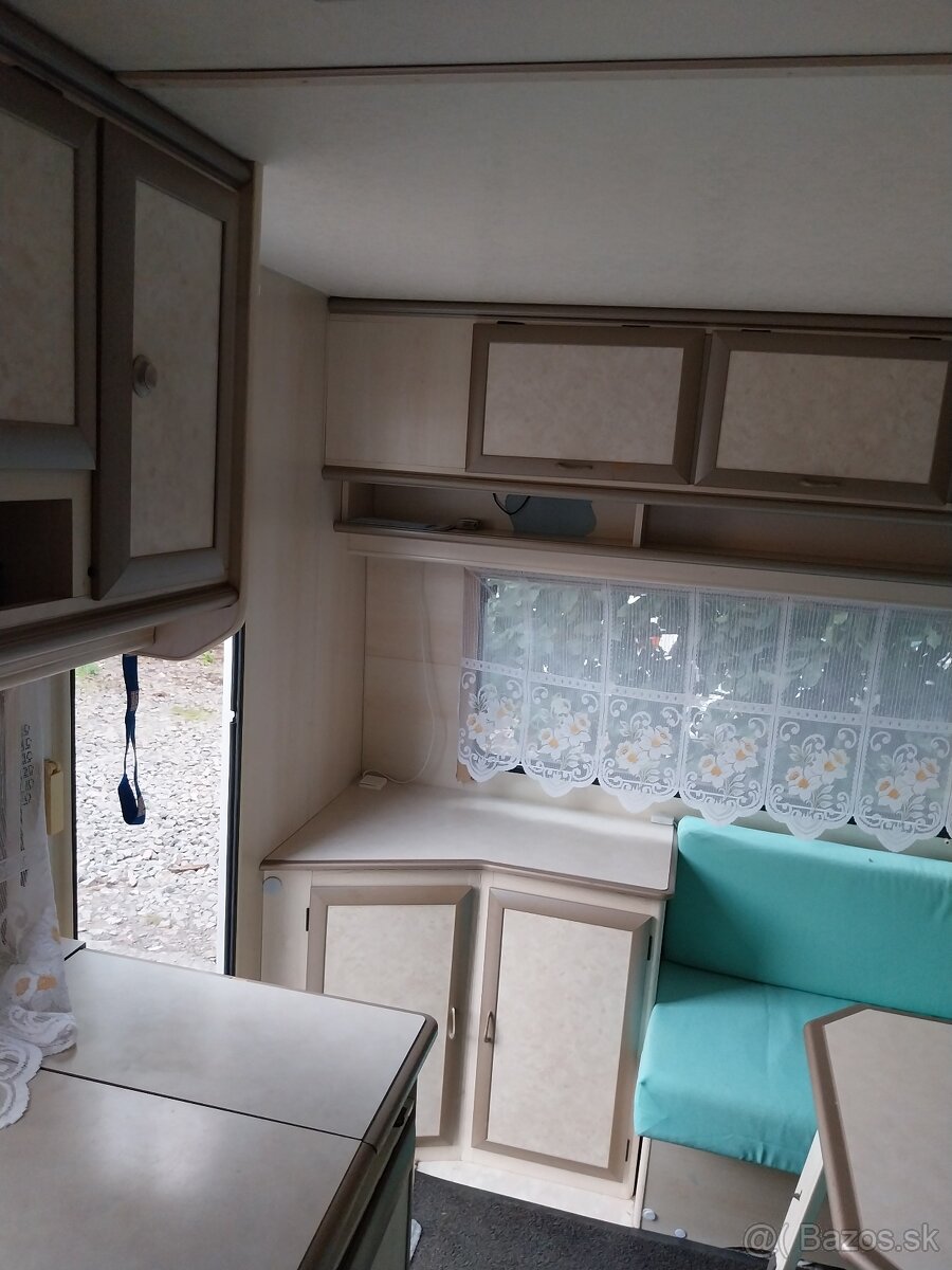 Predám karavan pre 4 osoby ( rýchlosť 100 KM/h )vTP - 6