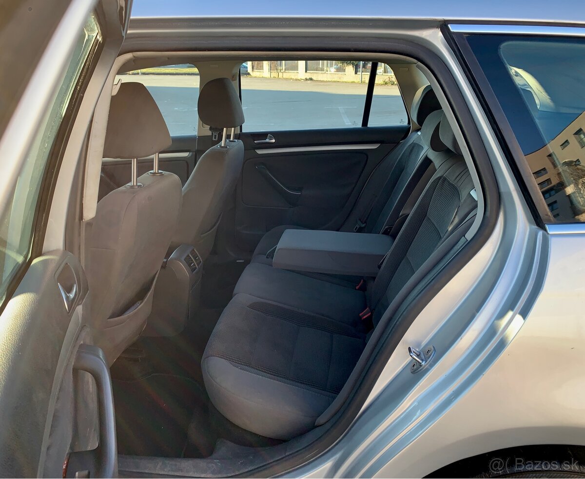 VOLKSWAGEN GOLF VARIANT 2.0 TDI - 6