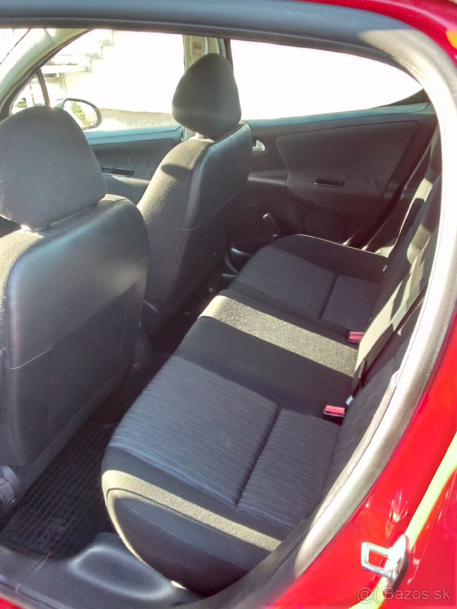 Predám Peugeot 207,1,4benzin - 6