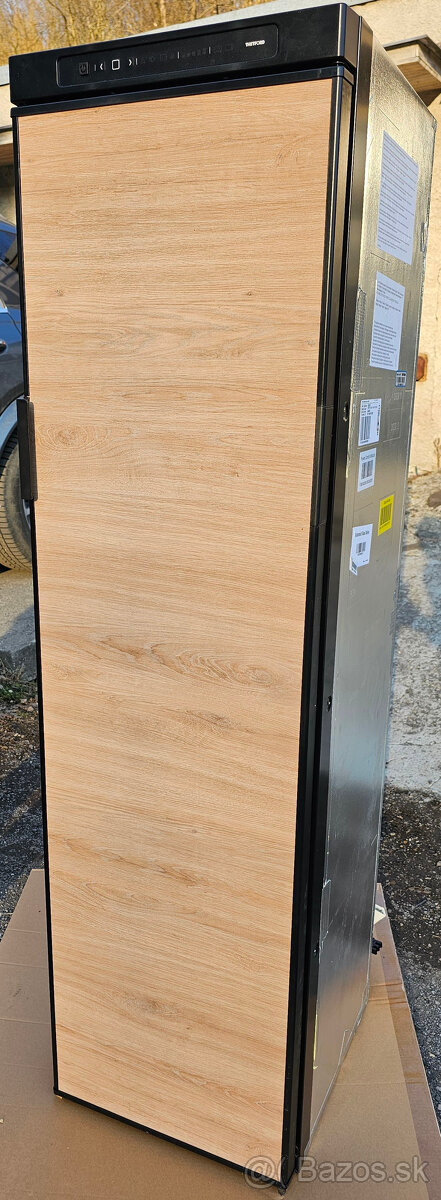 Absorpčná chladnička Thetford N4142E+ (12V, 220V, plyn) - 6