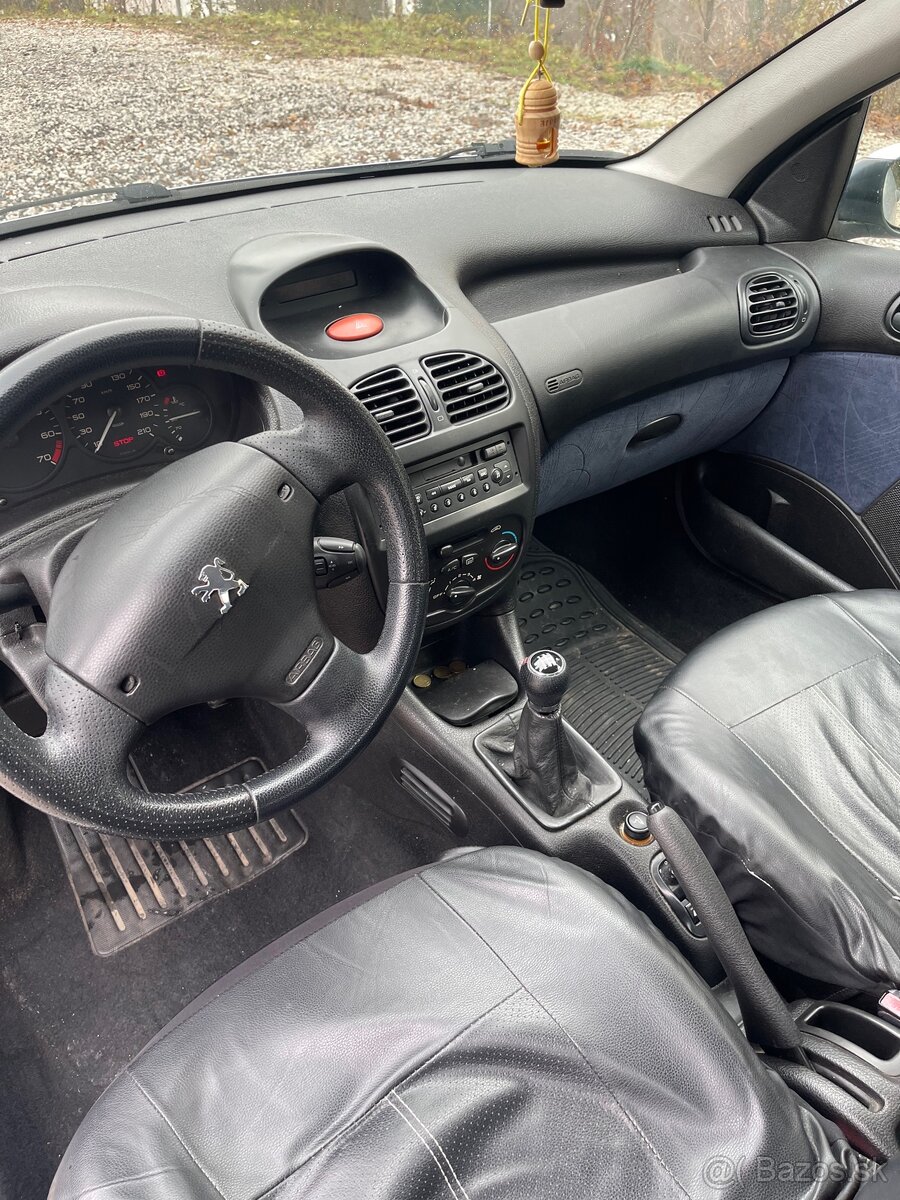 Peugeot 206 - 6