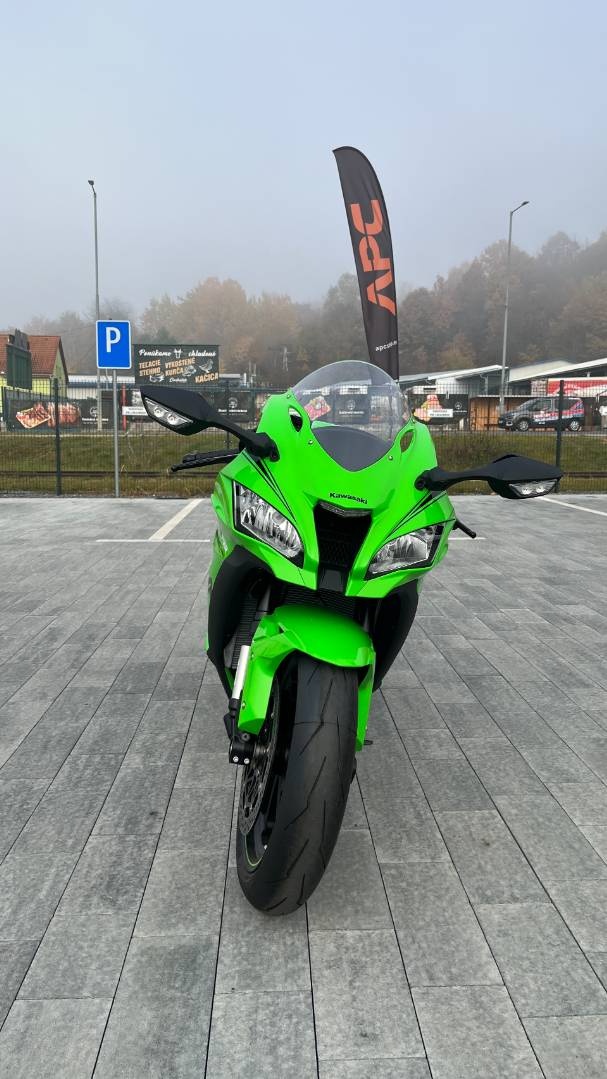Kawasaki Ninja ZX-10RR - 6