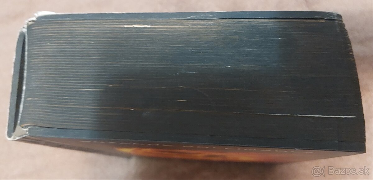 Predam zachovalu knihu Hry o zivot - trilogiu - 6