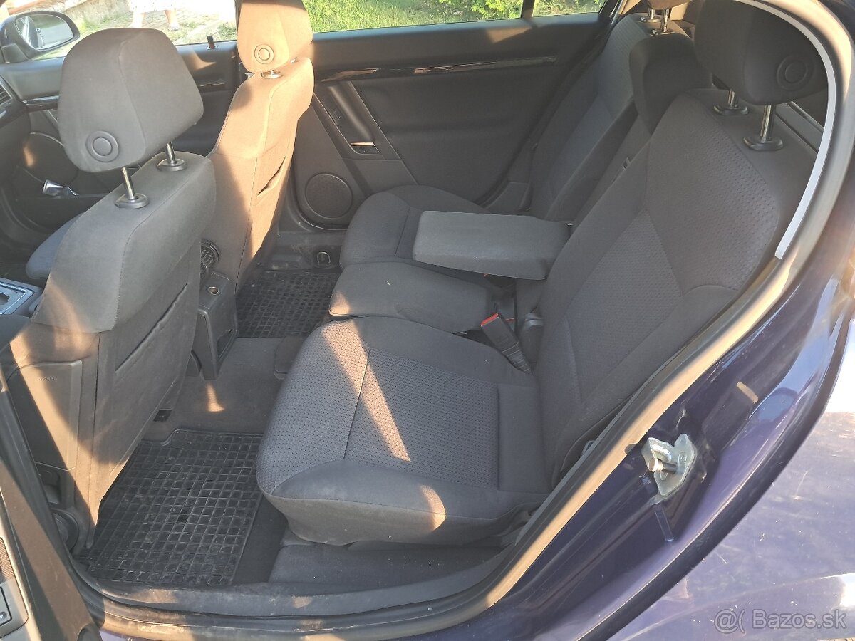 Opel Signum 2.2 DTI 16V A/T - 6