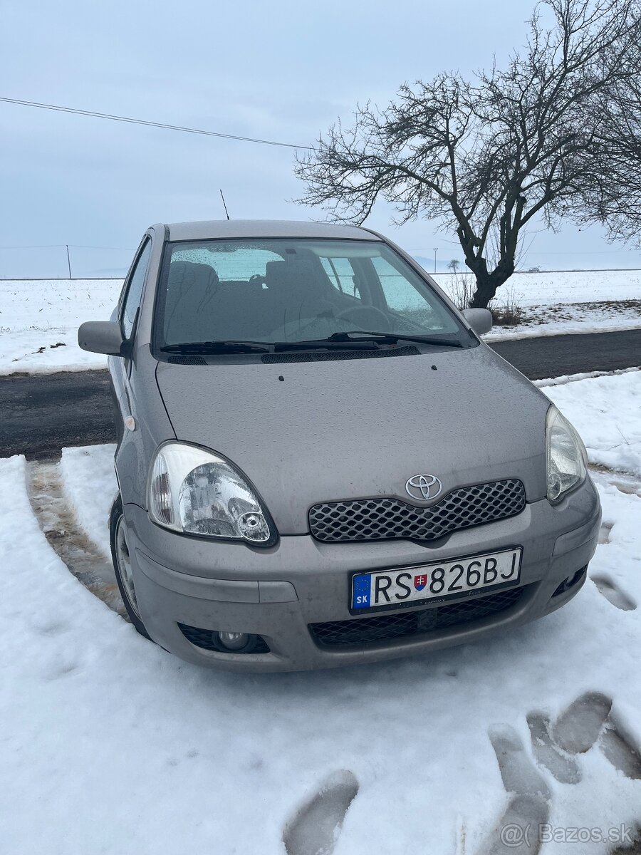 Toyota yaris - 6