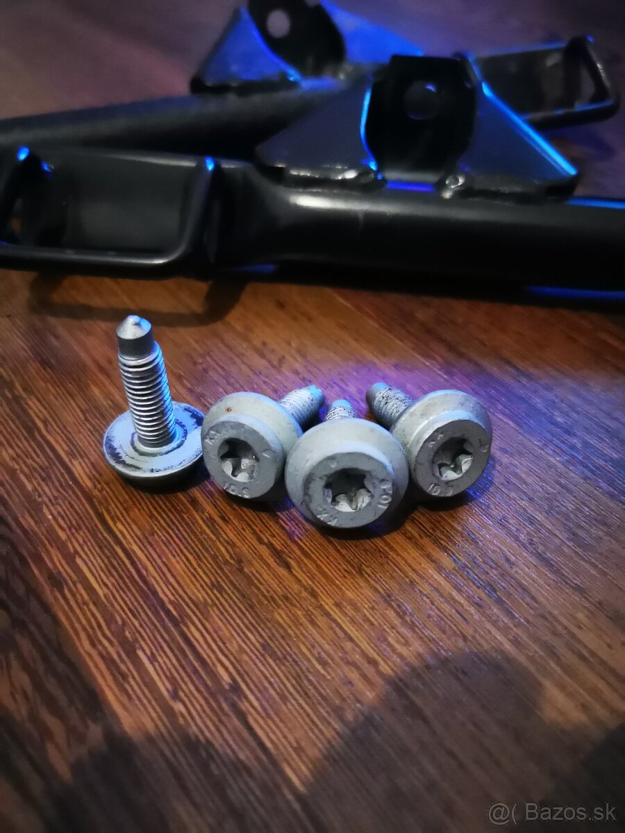 Isofix držáky VW Passat B5.5 - 6