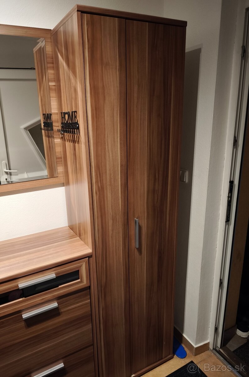 Chodbová zostava - 6