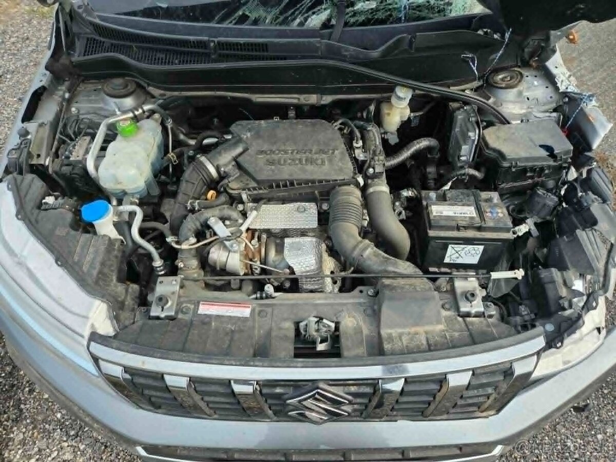 Suzuki Vitara 1.4 hybrid 4x4 - 6