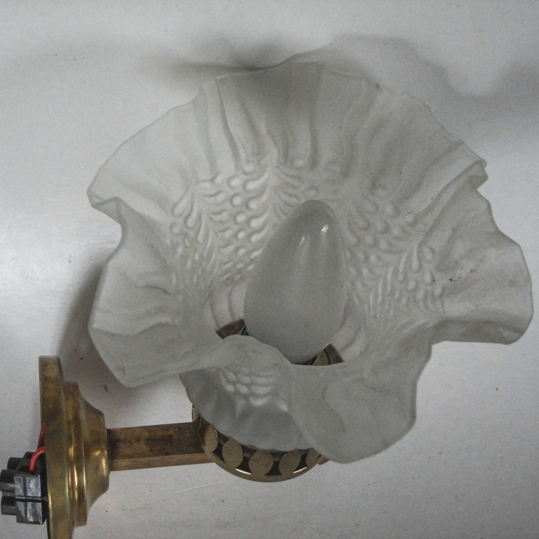 Nástenné svietidlo s tienidlom. - 6