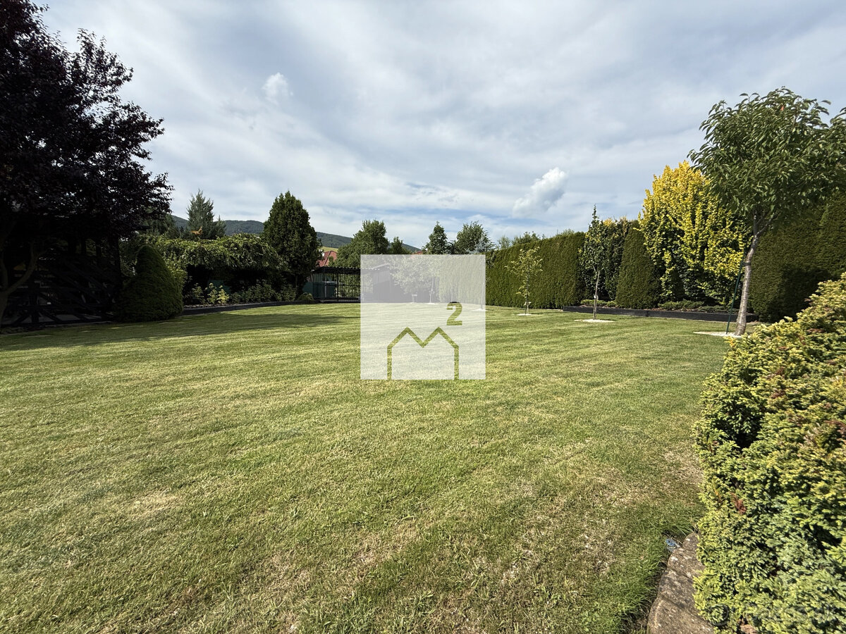 Predaj rodinnej vily s krásnou záhradou 1250 m2 | Stránske | - 6
