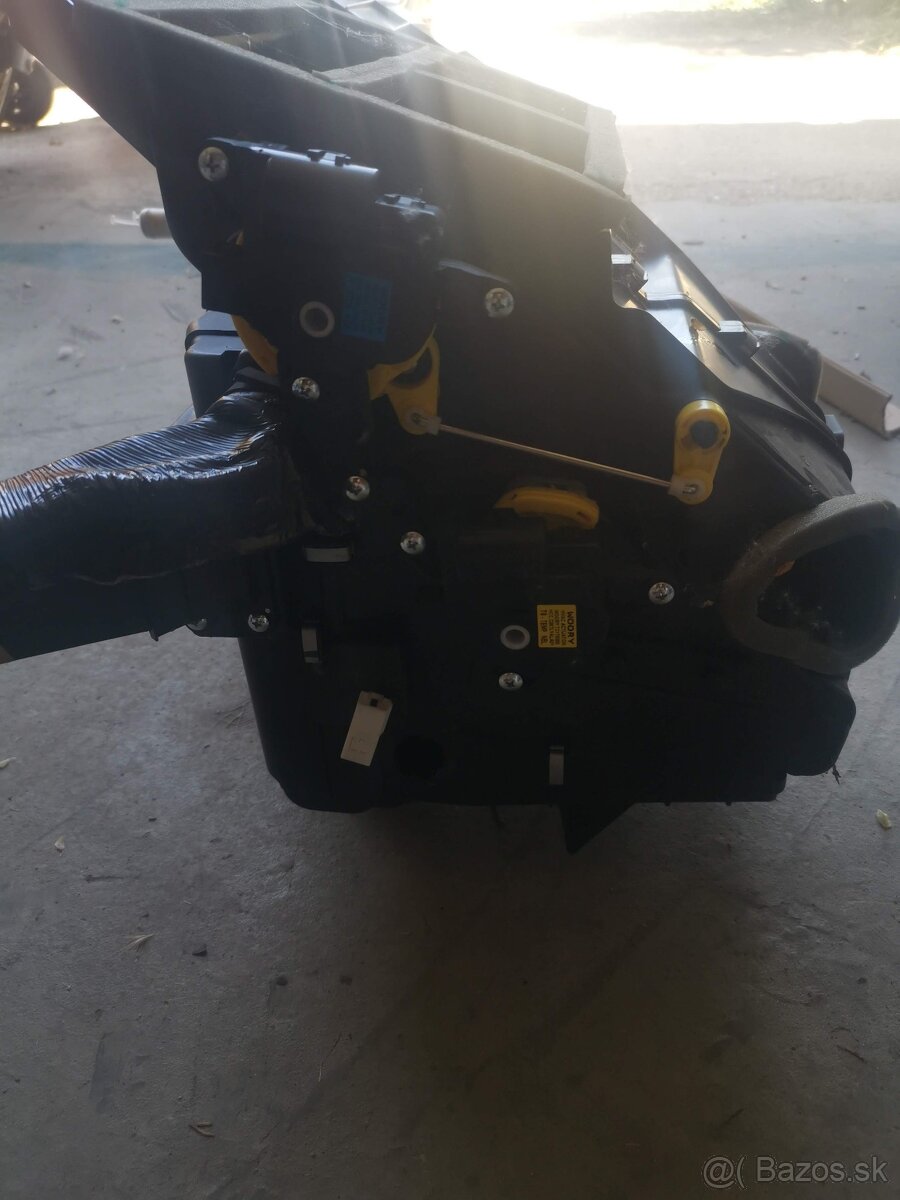 Predám komplet box z výparníkom - 6