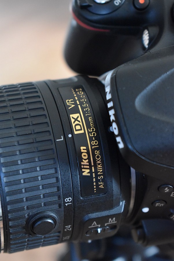 Nikon D5200 s VR objektivom 18 - 55 AF-s 9 tisiic zaberov - 6