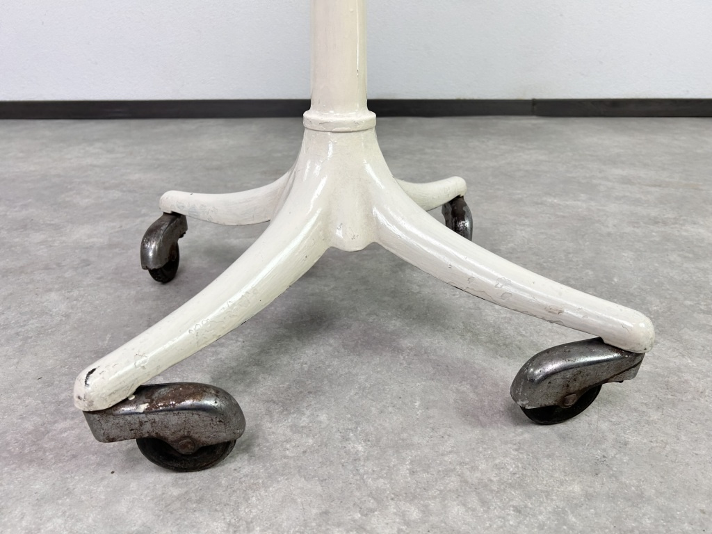 dizajnová skrinka so šuplíkmi Zubný laborant 1930 - 6