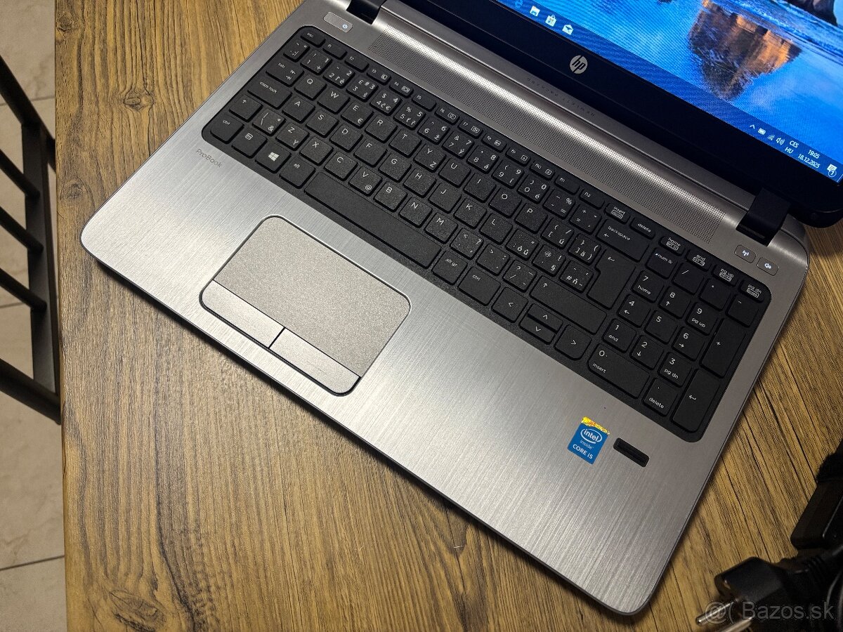 15.6"/HP Notebook/4GB RAM DDR3/500GB SSHD/Intel HD 2GB - 6