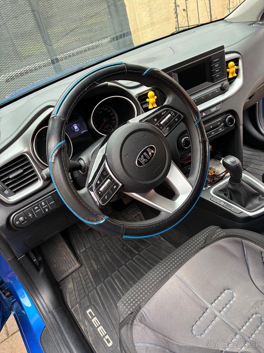 KIA CEED 1.0 T-GDi - 6