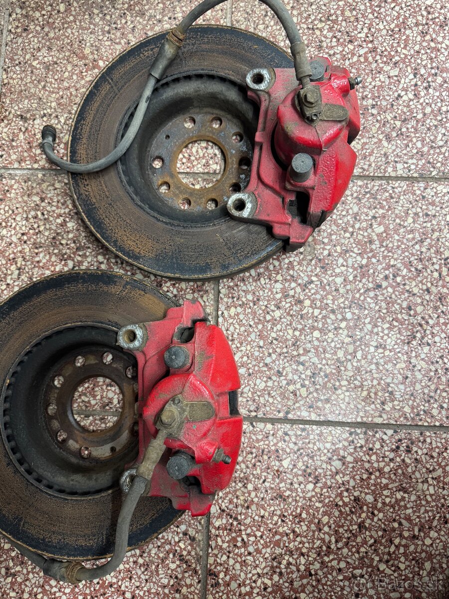 Predné brzdy octavia 2 RS - 6