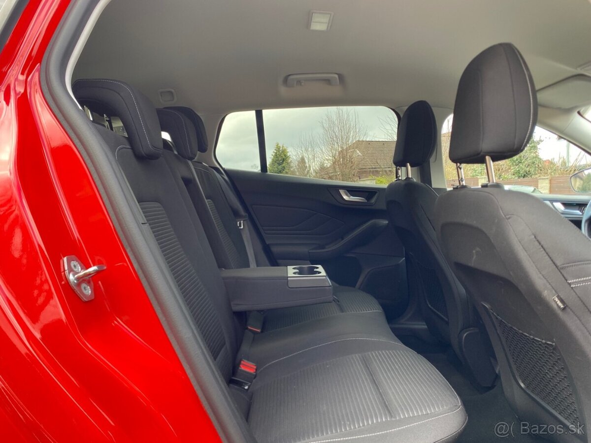 Ford Focus Turnier 1.5 EB Titanium 1. majitel 11/2019 - 6