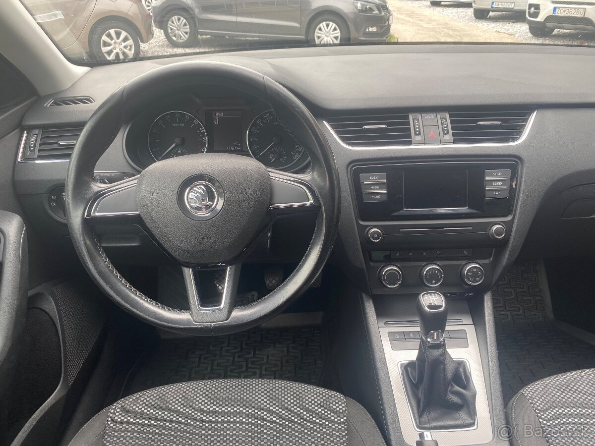 Škoda Octavia 1.6 TDI Ambition - 6