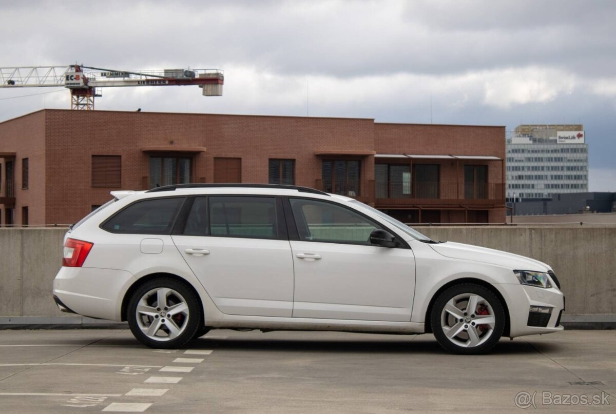 Škoda Octavia Combi 2.0 TDI DPF RS DSG - 6