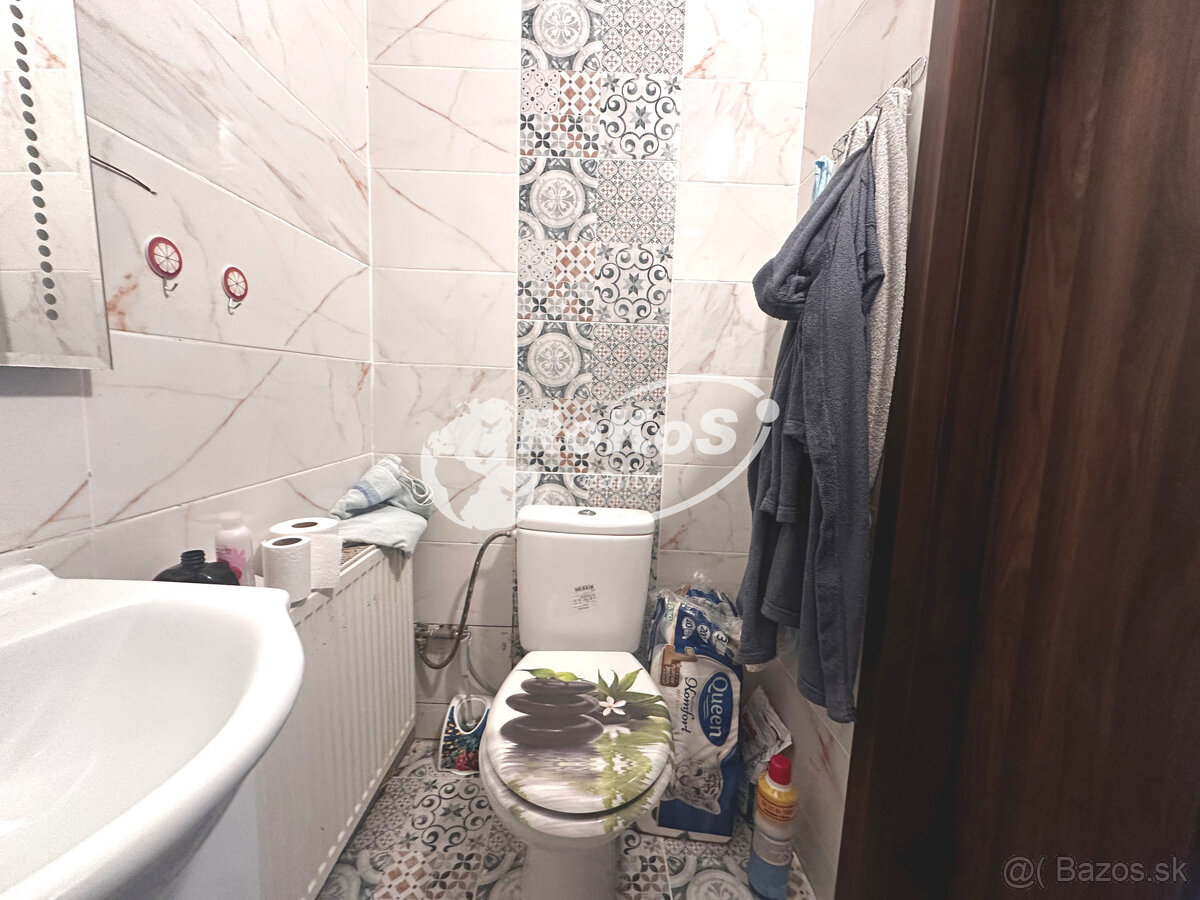 PREDAJ - Priestranný rodinný dom, Dobšiná - 6