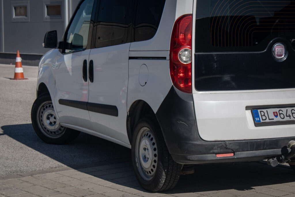 Fiat Doblo 1.4i - 6