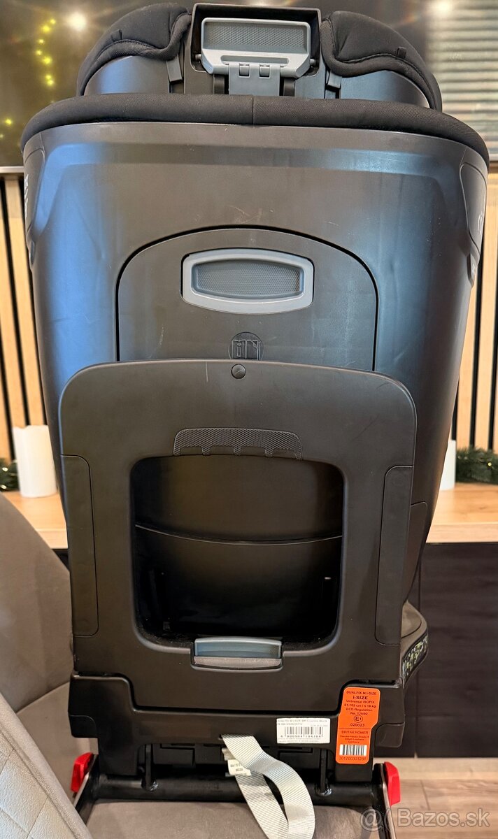 Predám detskú autosedačku Britax Römer M i- Size - 6