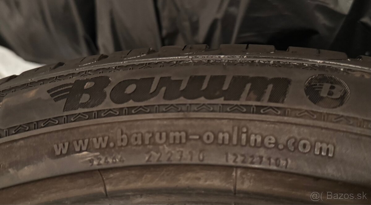 255/40 R19 Barum - 6
