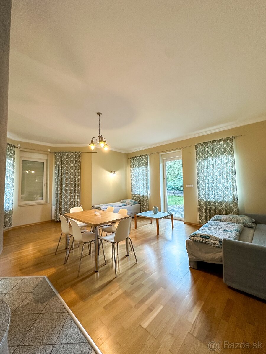 Priestranný dom s možnosťou dvojgeneračného bývania, Budimír - 6