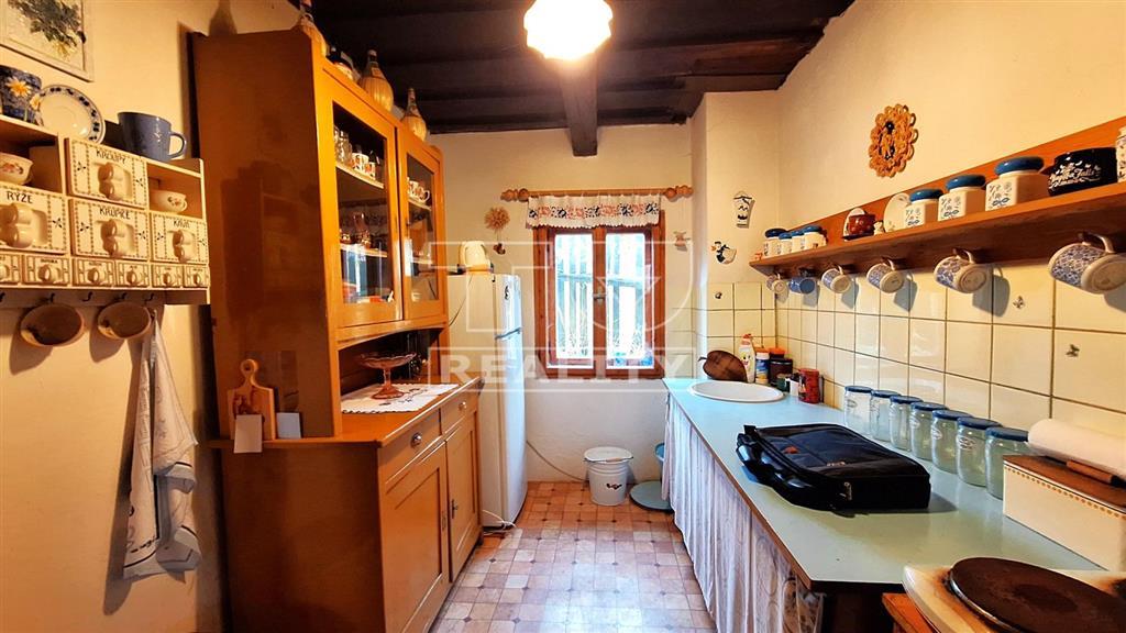 NA PREDAJ UDRŽIAVANÁ REKONŠTRUOVANÁ DREVENICA, LYSÁ POD... - 6