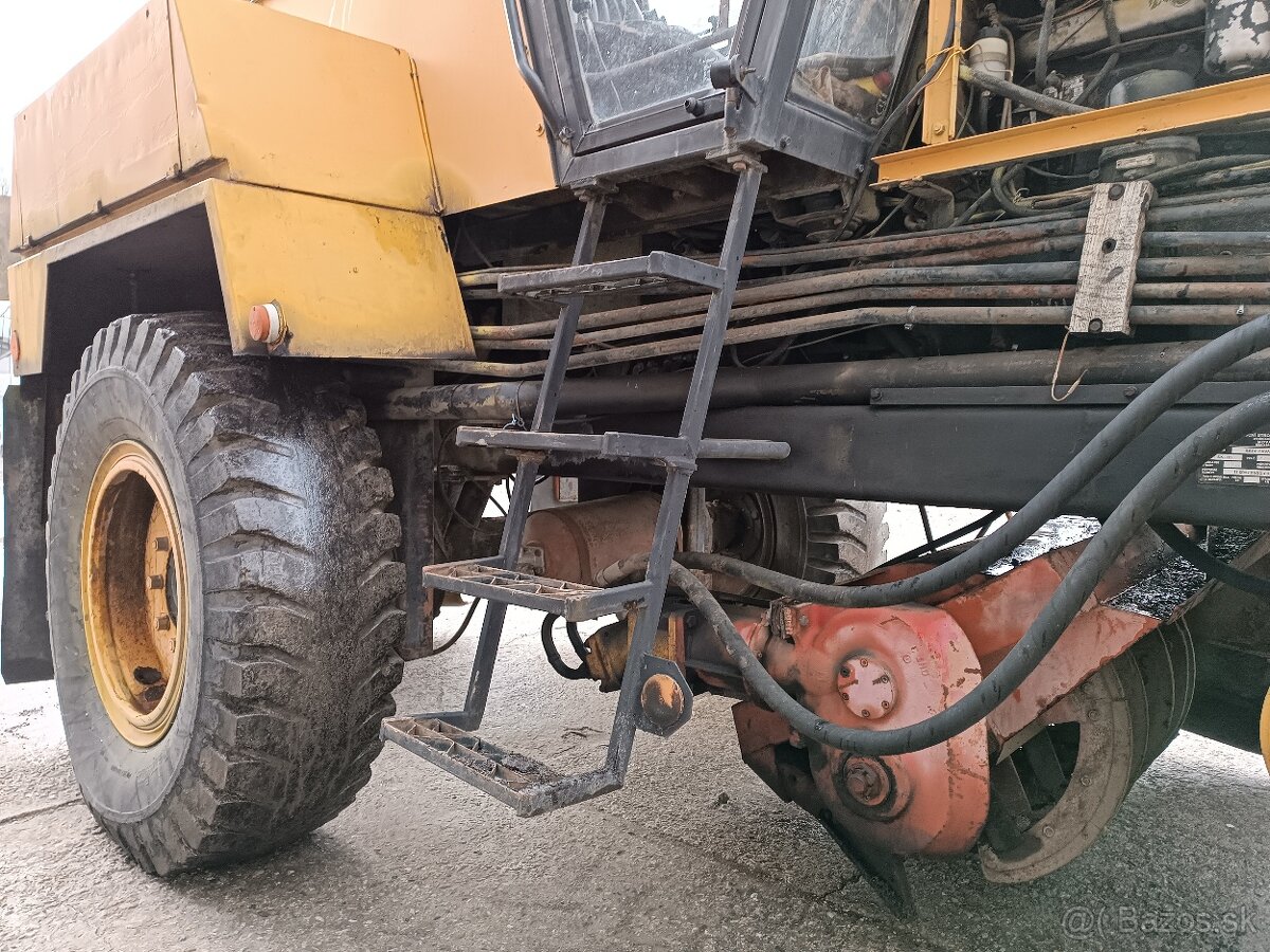 Zrezávač krajníc Zetor 12145 - 6