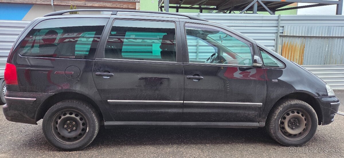 Volkswagen Sharan 1.9 TDi 7-miestné - 6