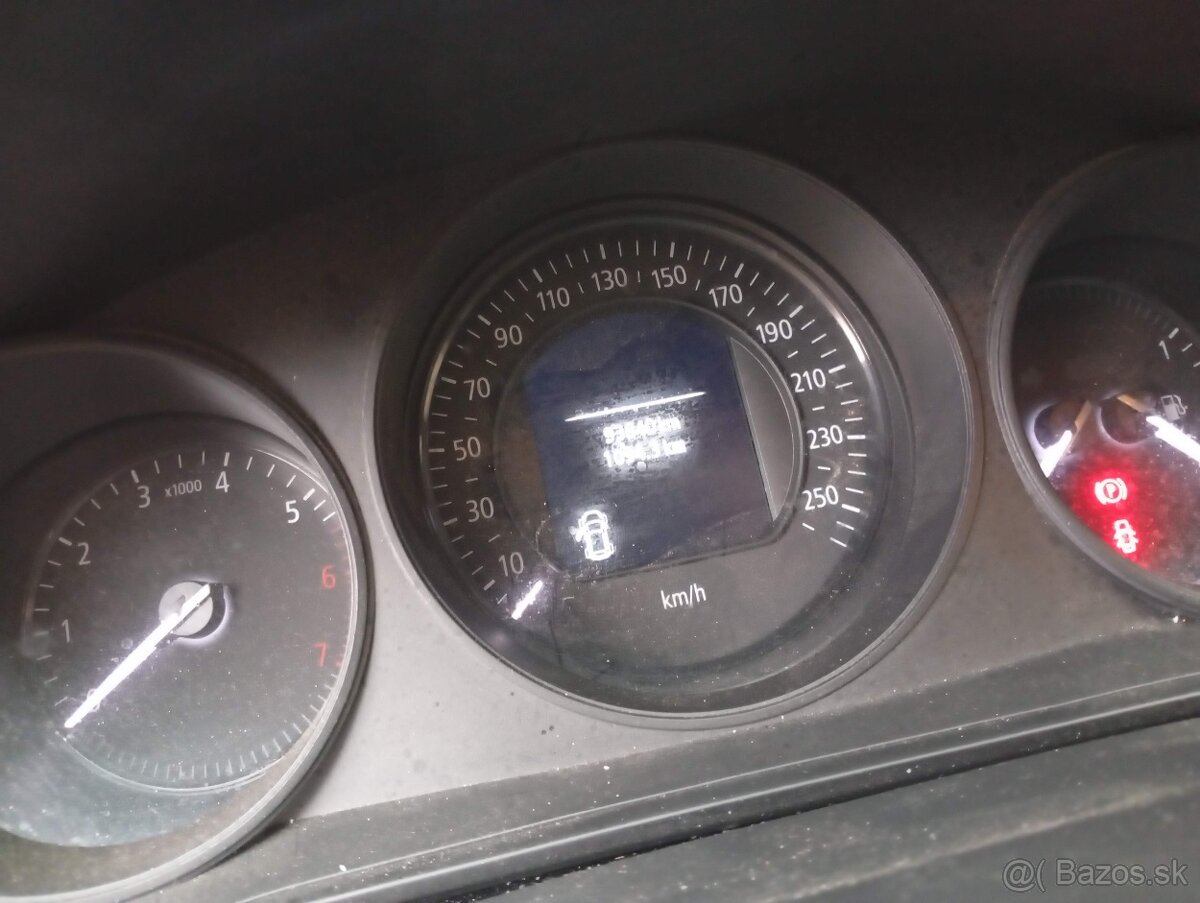 Renault Megane Grandcoupe 1.6Sce benzín,93tis.km,1.majitel - 6