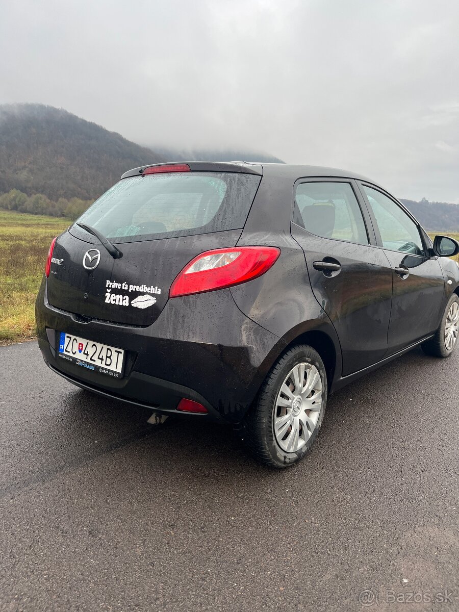 Mazda 2 - 6