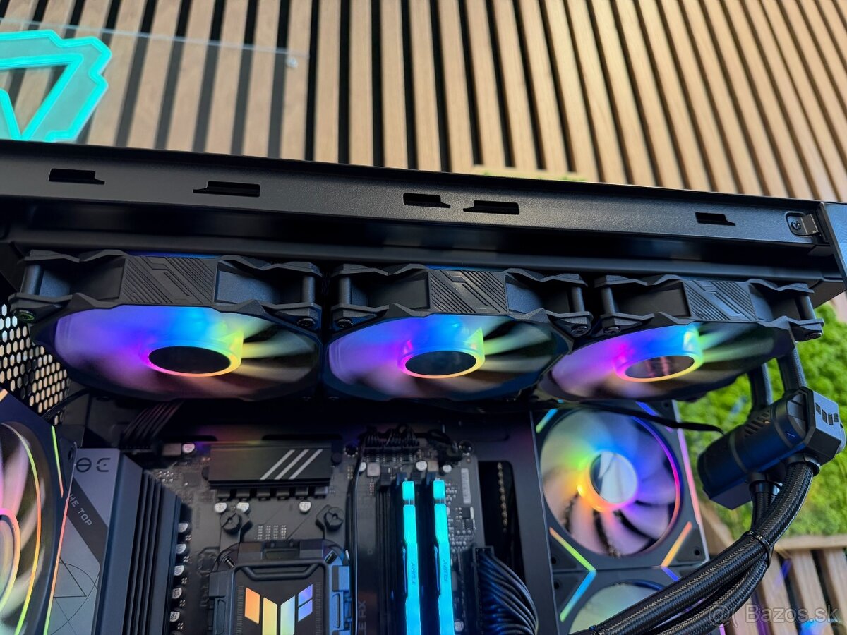 Ryzen 7 7800x3D•RTX 5070 12GB•32GB RAM•2TB SSD•750W - 6