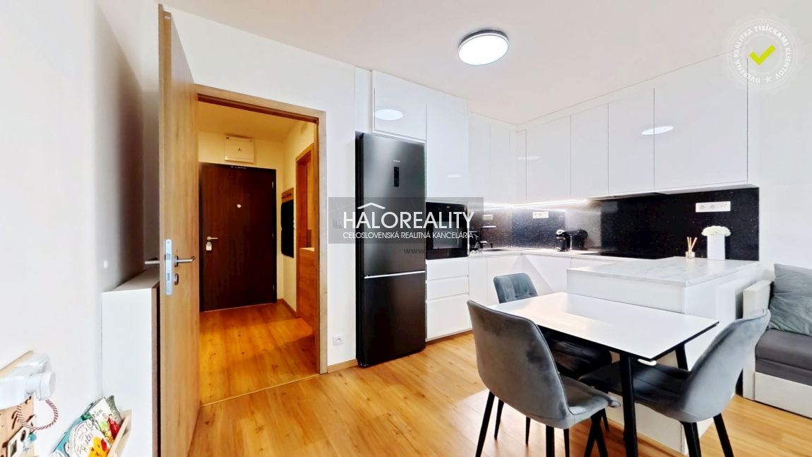 HALO reality - Predaj, dvojizbový byt Bratislava Ružinov, Tr - 6