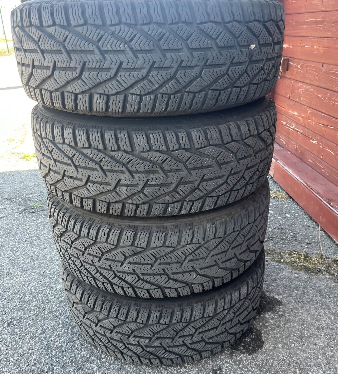 Elektróny-ALU Ford Mustang - 6